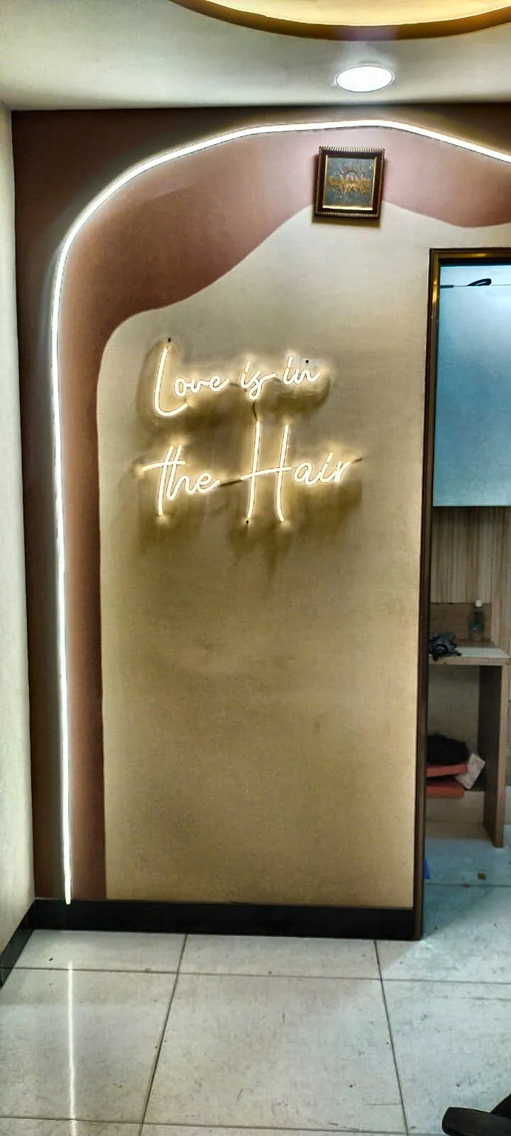 Studio moment at New Global Hair Patch Studio